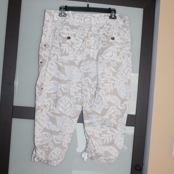 Style & Co. Women's 14 Printed Capri Pant - Picture 5 of 9